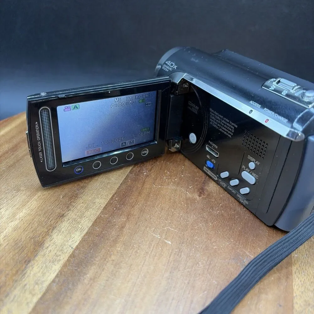 JVC Everio GZ-MG670BU (80GB HDD) Full HD Video Camcorder BUNDLE - WORKS GREAT